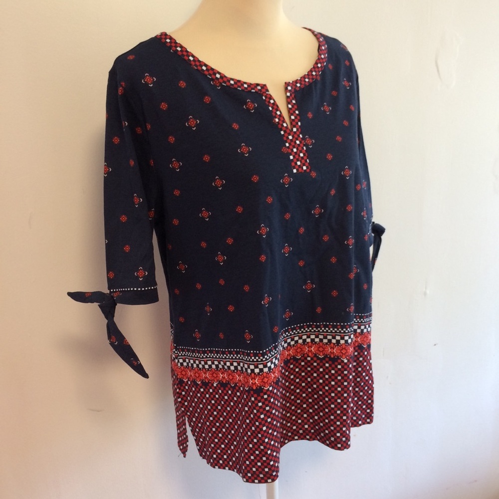 Carolyn Taylor top